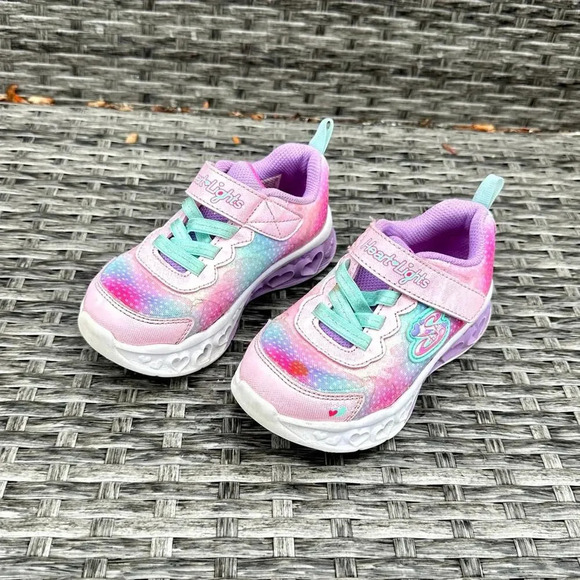 Skechers Kids Flutter Heart Lights - Groovy‎ Swirl Girl Sneakers Size 9 - Picture 2 of 8